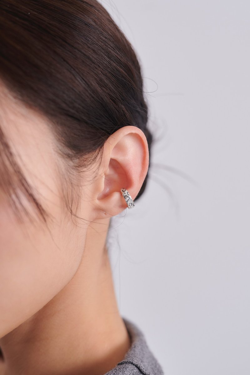 Leopard earcuff | 豹紋耳扣 - 耳環/耳夾/耳骨夾 - 純銀 
