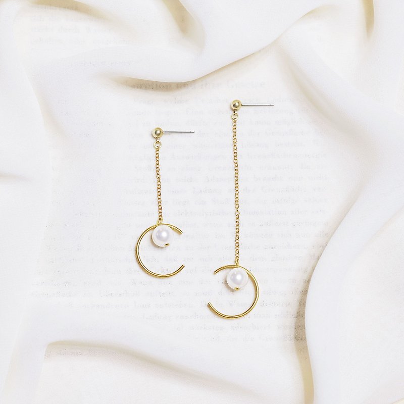 String系列 黃銅 貝殼珍珠 不對稱 垂墜耳環 耳針 耳夾 無耳洞 - 耳環/耳夾 - 銅/黃銅 金色
