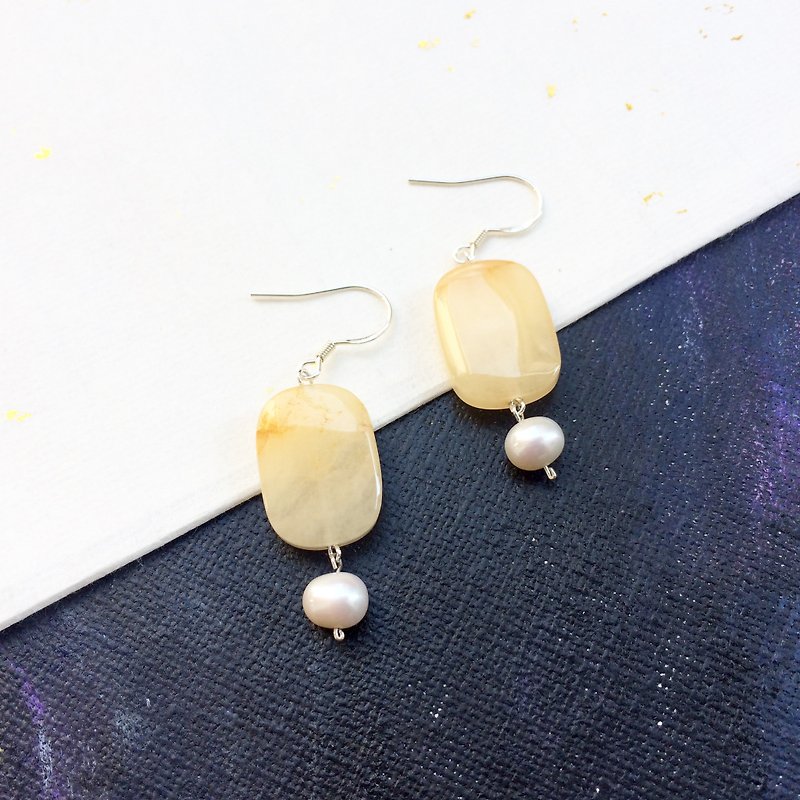 Gemstone Earrings & Clip-ons Yellow - 925 silver-topaz and pearl pierced earrings
