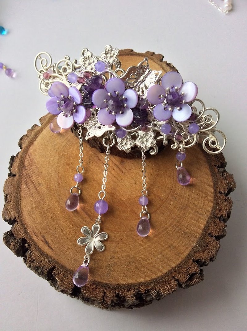 Meow ~ Chinese style hand-made shell Plum hairpin (violet dye) / two kinds of background (Silver/ Bronze color yellow)