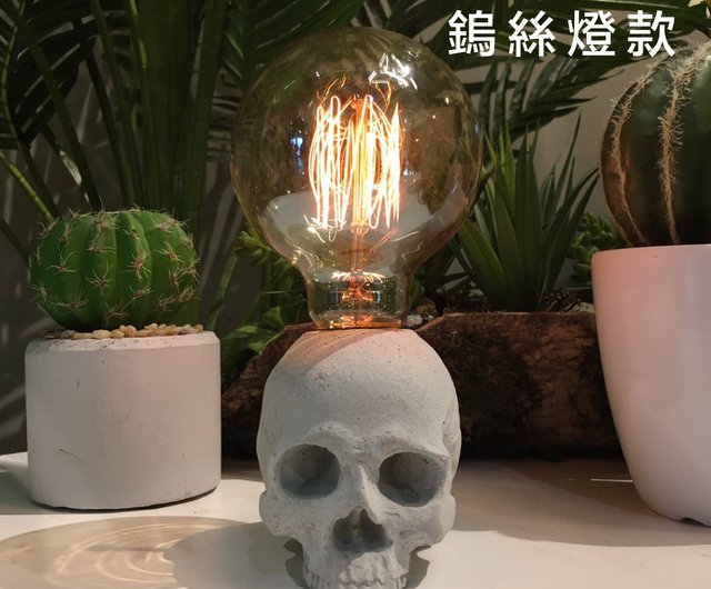 led skeleton hand table lamp