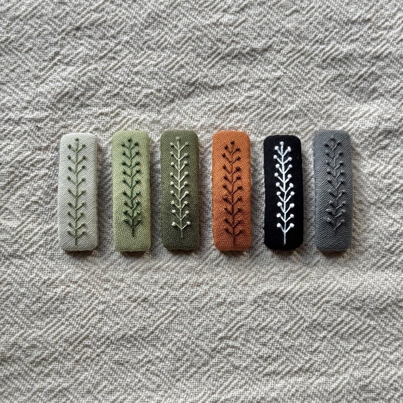 手工刺繡 小葉髮夾/BB夾 - 髮圈/髮夾 - 棉．麻 綠色
