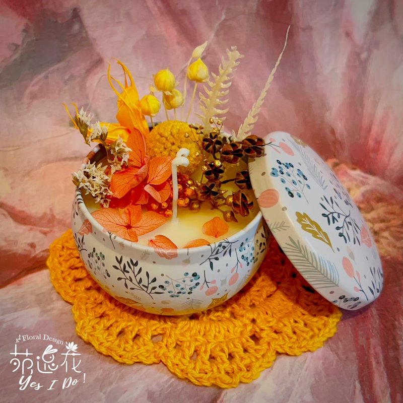 永生花香氛蠟燭鐵盒 - 香氛蠟燭/燭台 - 蠟 多色