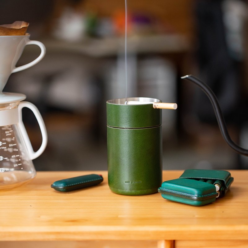 Car mounted household stainless steel ashtray - กล่องเก็บของ - หนังแท้ สีเขียว