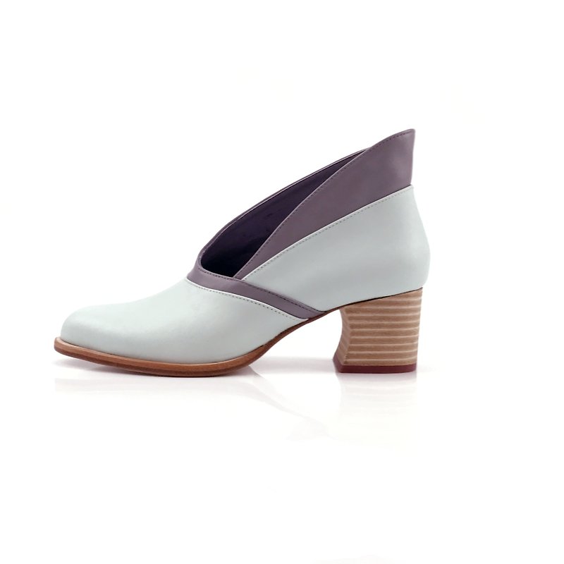 Calla lily  mid heel (mint blue handmade leather shoes)
