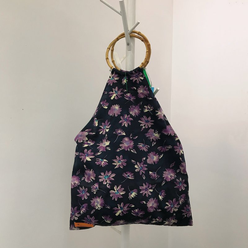 手提百變包 萬用/外出/環保 台灣手工包袋 紫魅晨光 - 手提包/手提袋 - 棉．麻 