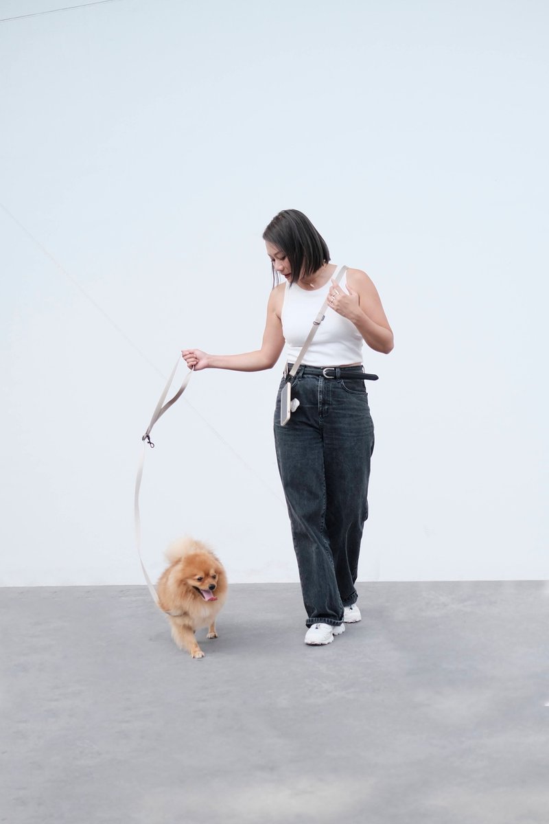 卡其色 Mongster Flexi Leash / BEIGE 電話繩 相機帶 3合一 - 寵物推車/寵物背包/外出籠 - 尼龍 