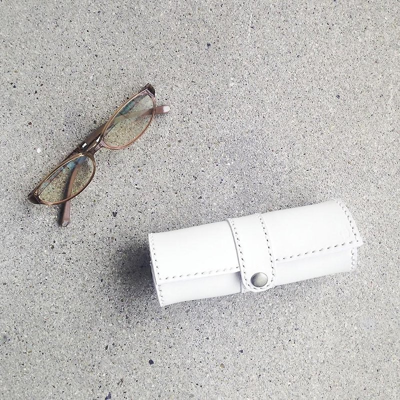 Scroll glasses case white - Other - Genuine Leather White