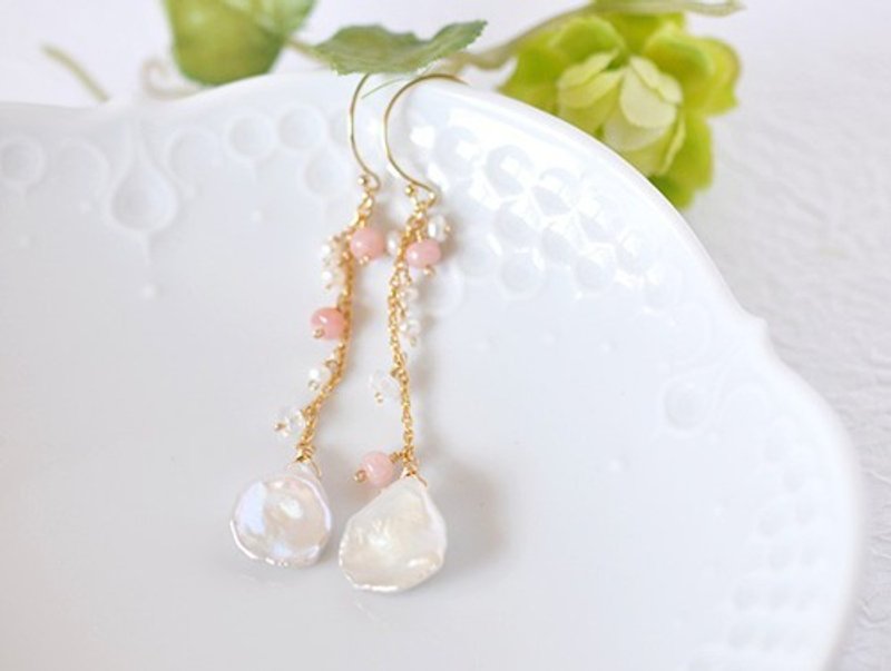 *Pure*Poppy Pearl Long Earrings 14KGF - ต่างหู - เครื่องเพชรพลอย 