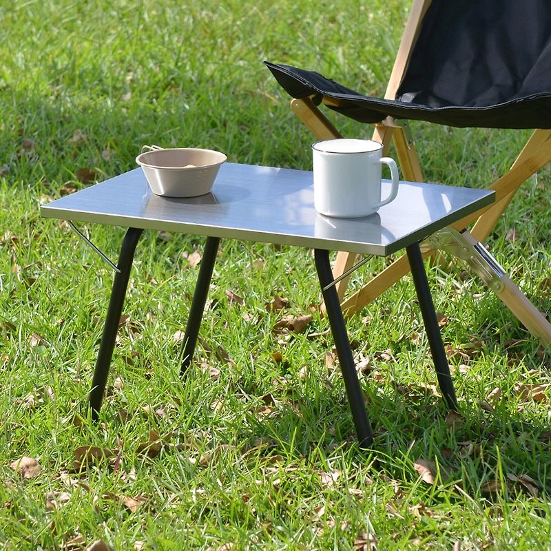 日本LALPHA 輕量便攜型耐熱不鏽鋼板折疊桌(附收納袋) - 野餐墊/露營用品 - 不鏽鋼 銀色