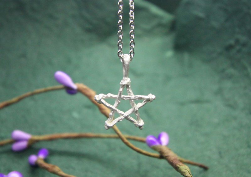 tree star pendant , silver starnecklace - สร้อยคอทรง Collar - เงิน สีเงิน