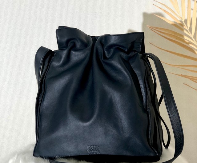 日本直送 名牌中古包 】LOEWE ロエベ アナグラム ナッパレザー 巾着 ...