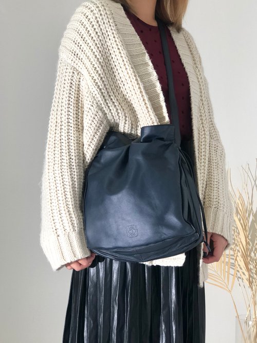 美品 ロエベ LOEWE アナグラム ドローストリング 巾着バッグ Amazon | [ロエベ] ドローストリング アナグラム 巾着 ポーチ