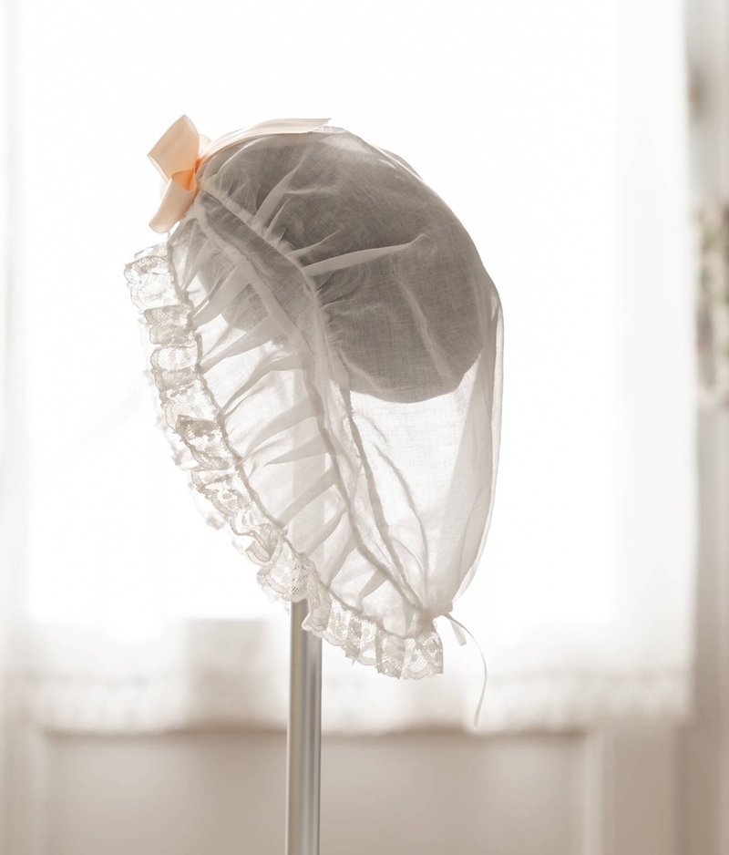 Cotton voile and lace cap – 1770s style  Cotton voile and lace cap – 1770s style - 帽子 - 棉．麻 白色