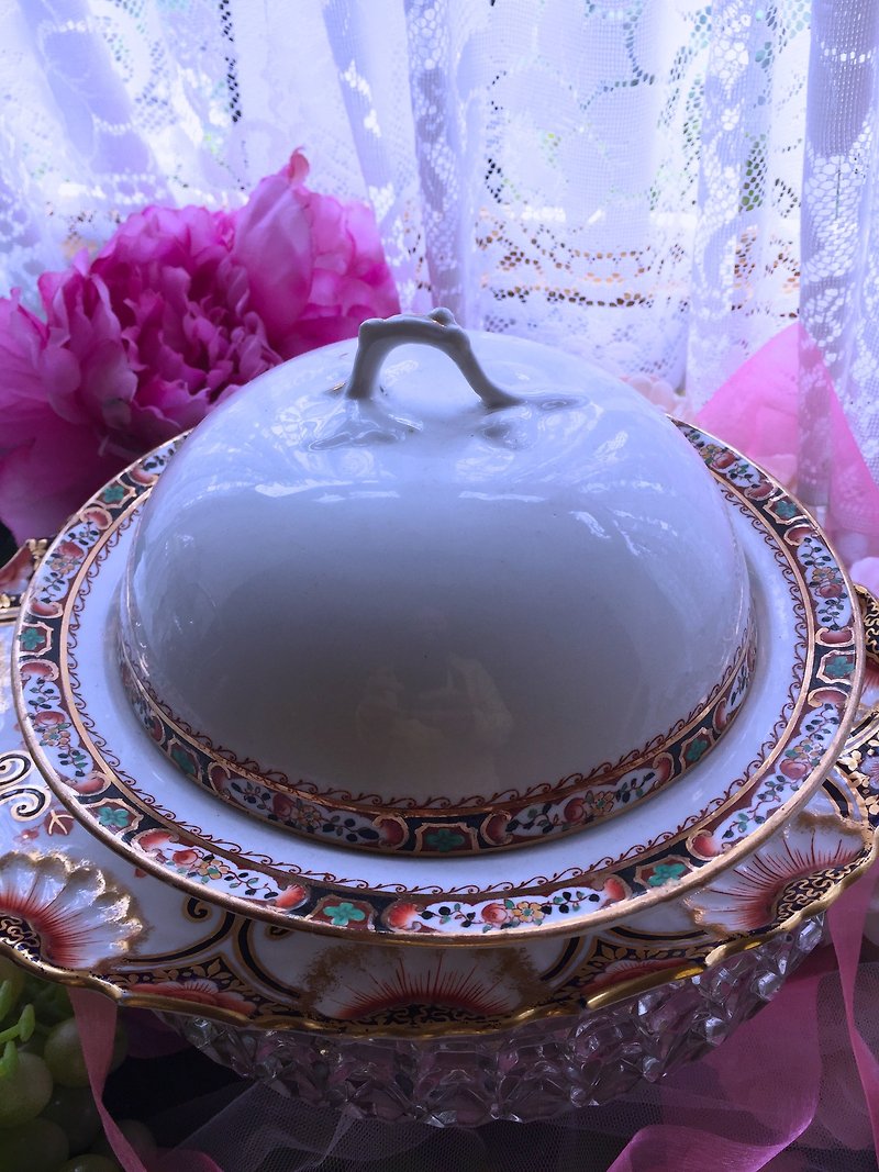 ♥ Anne Crazy Antique ♥ ~ British Bone Porcelain 1920 Ivan Totem Hand-painted Antique Bone Porcelain Cup, Dessert Bowl Bowl - จานเล็ก - เครื่องลายคราม สีแดง