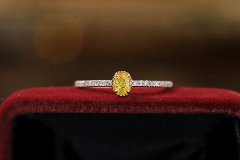 Little Star Yellow Diamond 18K Ring - แหวนทั่วไป - เครื่องเพชรพลอย สีทอง