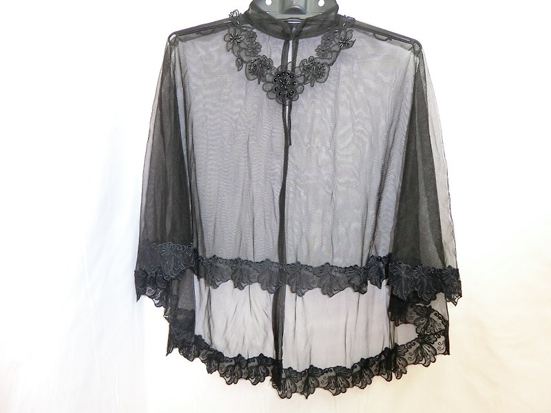 European and American minimalist style hand short in front long shawl collar fantasy (black B) -Lisa-Snail Design - จัมพ์สูท - งานปัก สีดำ