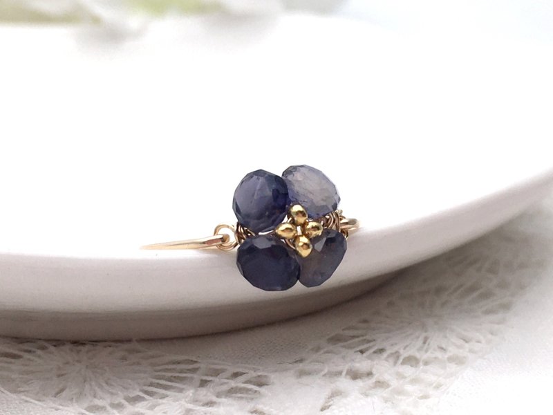 Field flower - Iolite wire ring - แหวนทั่วไป - เครื่องเพชรพลอย สีน้ำเงิน