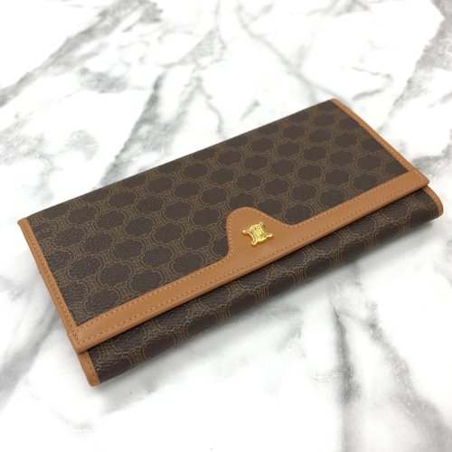 日本直送 名牌中古包 】CELINE セリーヌ マカダム トリオンフ 長財布