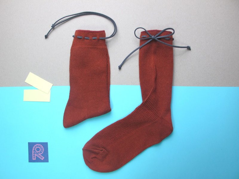 II Socks/文青款綁繩中統襪/復古磚橘/接單訂製 - 襪子 - 棉．麻 橘色