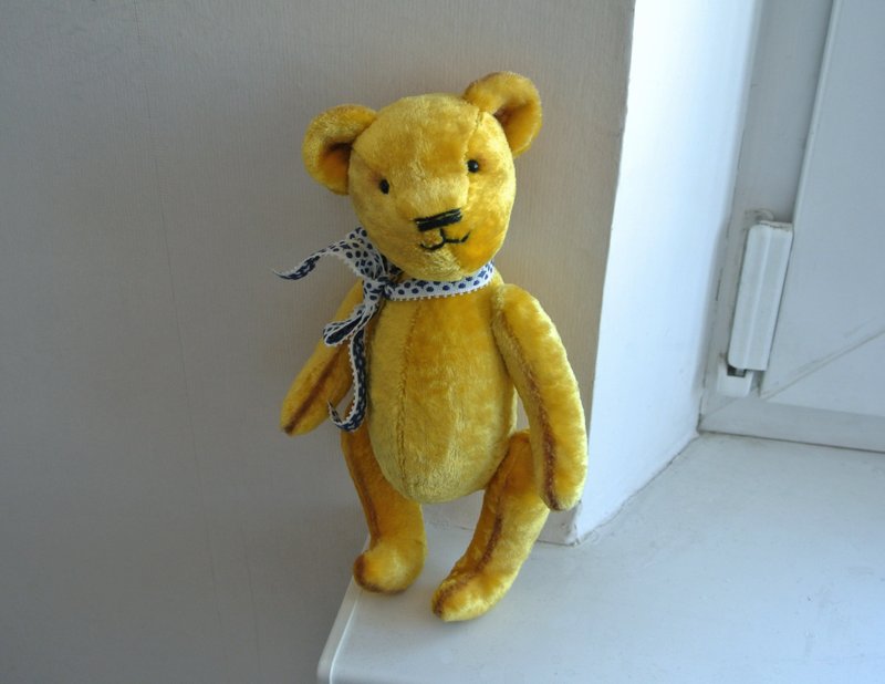 玩具熊 Yellow Teddy Bear Artist ooak Antique bear Sawdust stuffed toy Vintage style - ของเล่นเด็ก - ไฟเบอร์อื่นๆ สีเหลือง