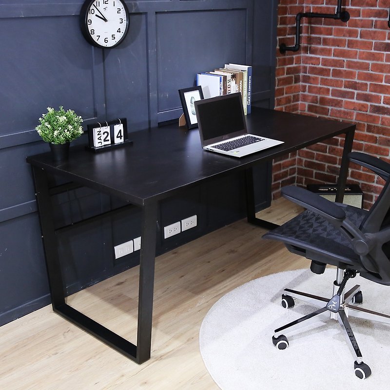 【微慢】功能寬大桌面工作桌 電腦桌 工作桌 書桌 - 餐桌/書桌 - 木頭 黑色