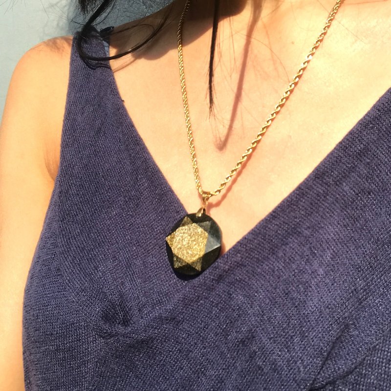 【Lost And Find】Natural OBSIDIAN necklace - สร้อยคอ - เครื่องเพชรพลอย สีทอง