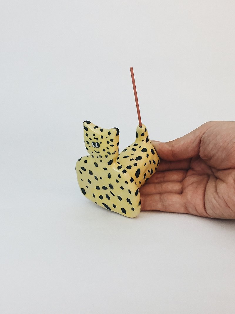 Flat face leopard - Fragrances - Pottery Yellow