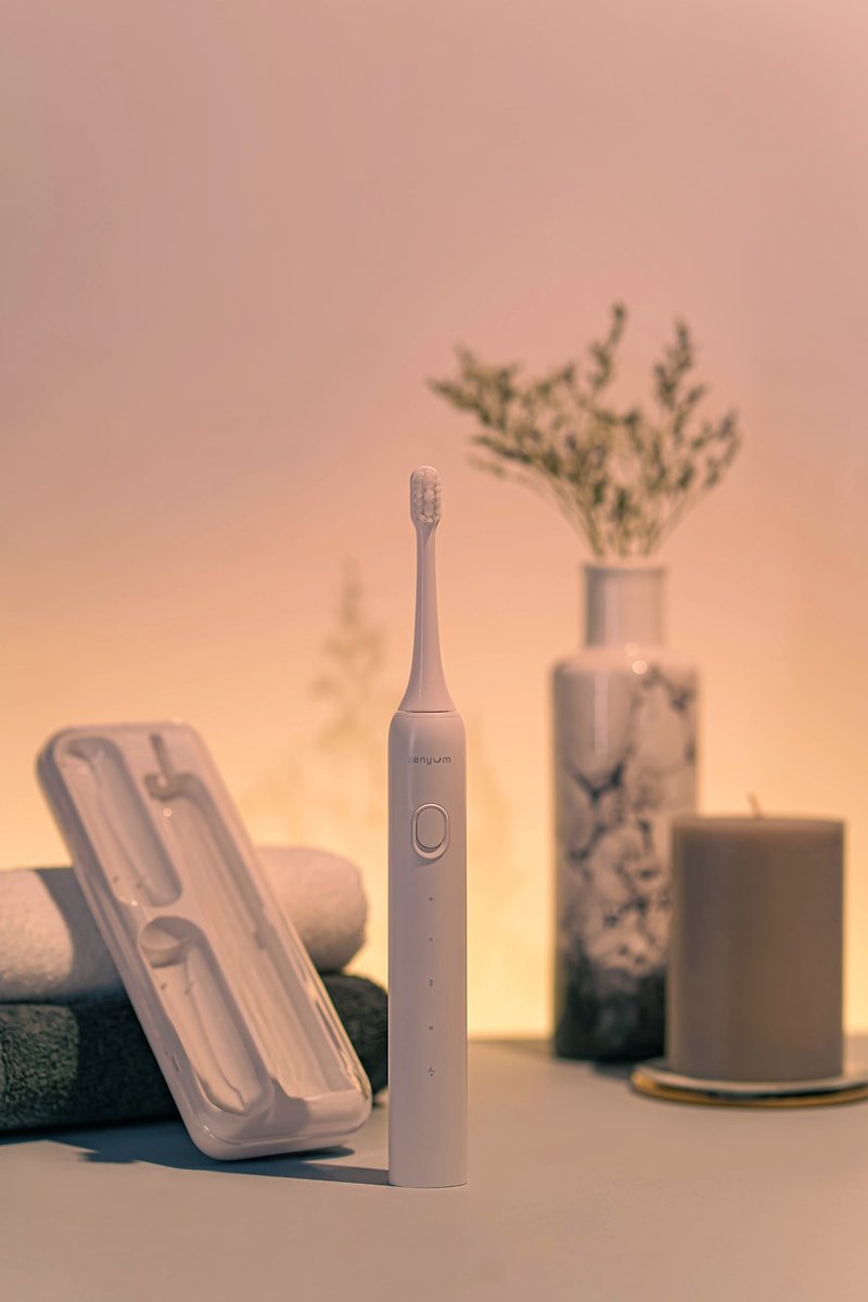 其他材質 牙刷/口腔清潔 白色 - ZenyumSonic Go 聲波震動牙刷連旅行盒(白色) #電動牙刷