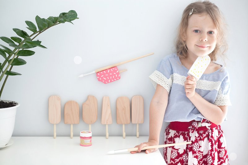 お子様に最適な塗り絵用木製アイスクリーム6個セットは、楽しい時間を提供します。 - 出産祝い用贈物 - 木製 