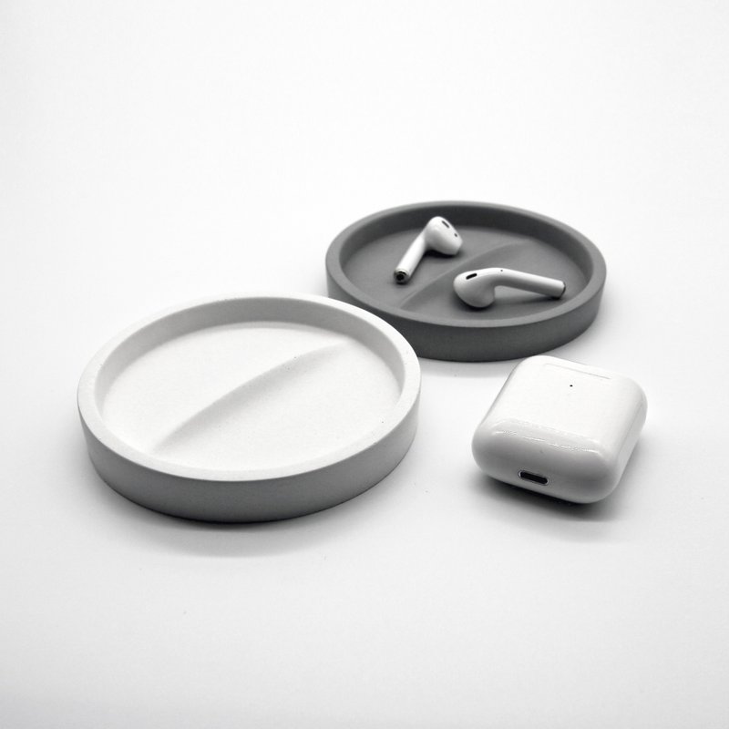 Round TRAY I 水泥 I 置物皿 I 圓碟 I 客製化 I 杯墊 I 禮物 － - 擺飾/家飾品 - 水泥 灰色