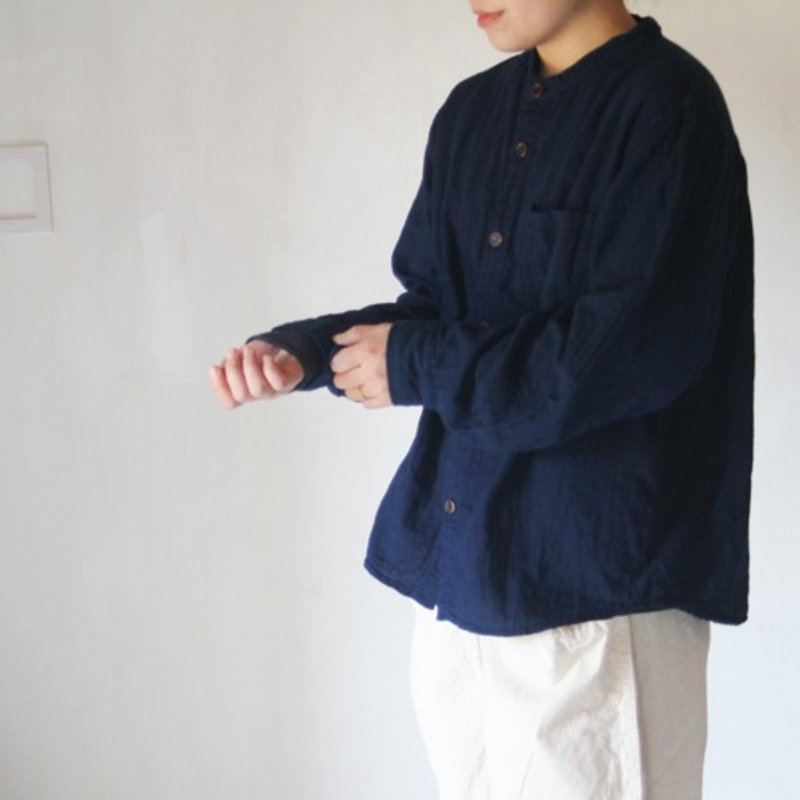 Pinkoi 代購 - 紗布襯衫群青藍*植物染色* - 女上衣/長袖上衣 - 棉．麻 