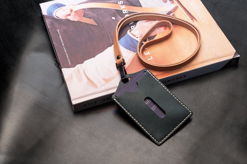 Lanyard leather ID card holder | D.I.Y stitching pack