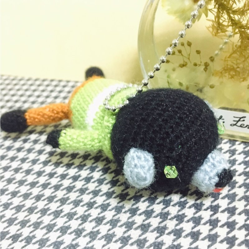 Handmade Office Bear Series Pendant | Green and Black Off-duty Style - Knitting, Embroidery, Felted Wool & Sewing - Thread Khaki