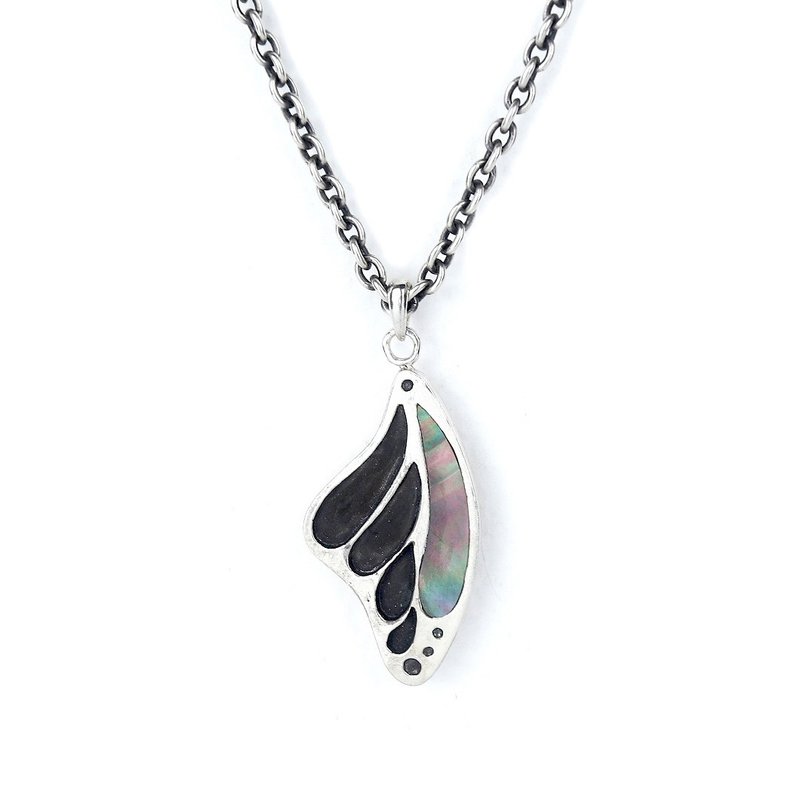 Korea traditional Butterfly wing Nacre necklace / Saeng - 1 - สร้อยคอ - โลหะ สีเงิน