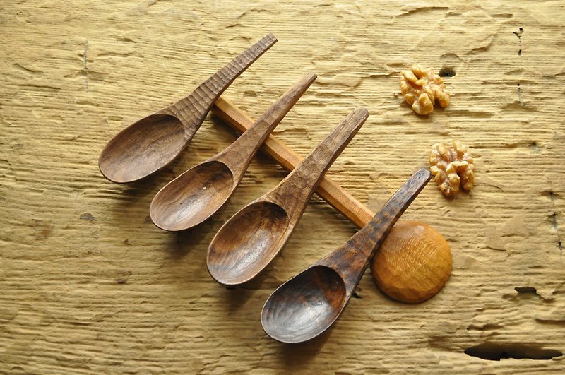 Hand carved walnut tablespoon spoon / German wood oil - ตะหลิว - ไม้ สีนำ้ตาล