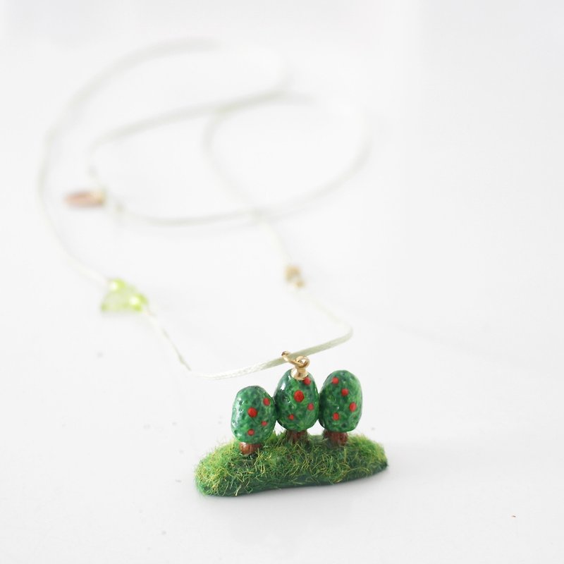 Three Trees Polymer Clay Handmade Necklace - สร้อยคอ - ดินเผา สีเขียว