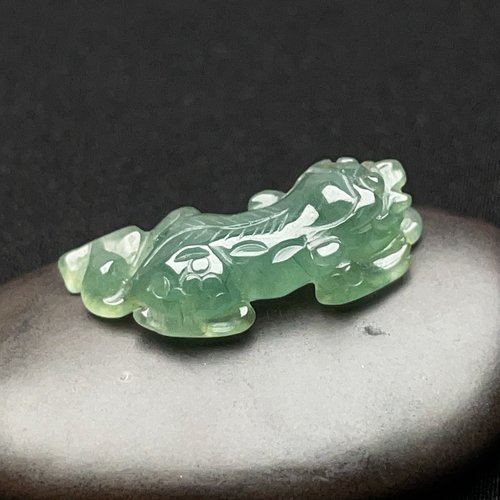 グリーン翡翠貔貅 | 天然ビルマ翡翠 A グレード | ギフト - ショップ