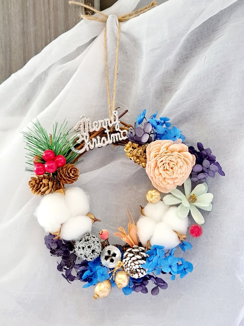 Christmas everlasting wreath - ตกแต่งต้นไม้ - พืช/ดอกไม้ หลากหลายสี