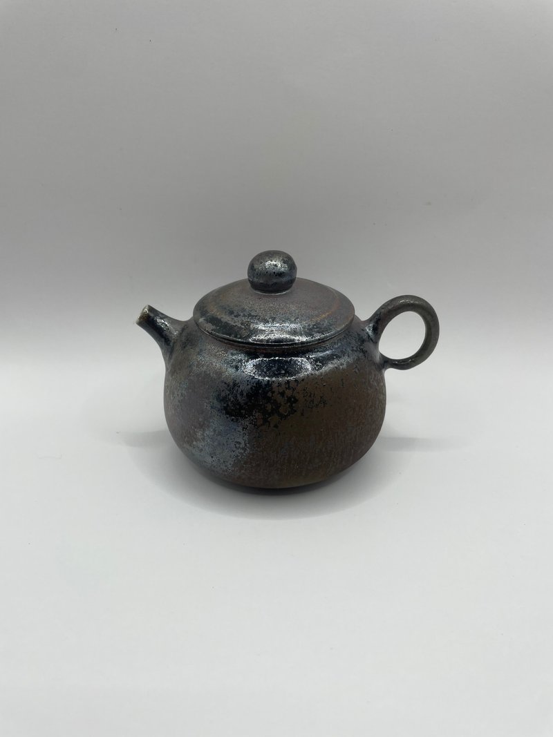 柴燒火痕結晶壺 - 茶壺/茶杯/茶具 - 陶 咖啡色