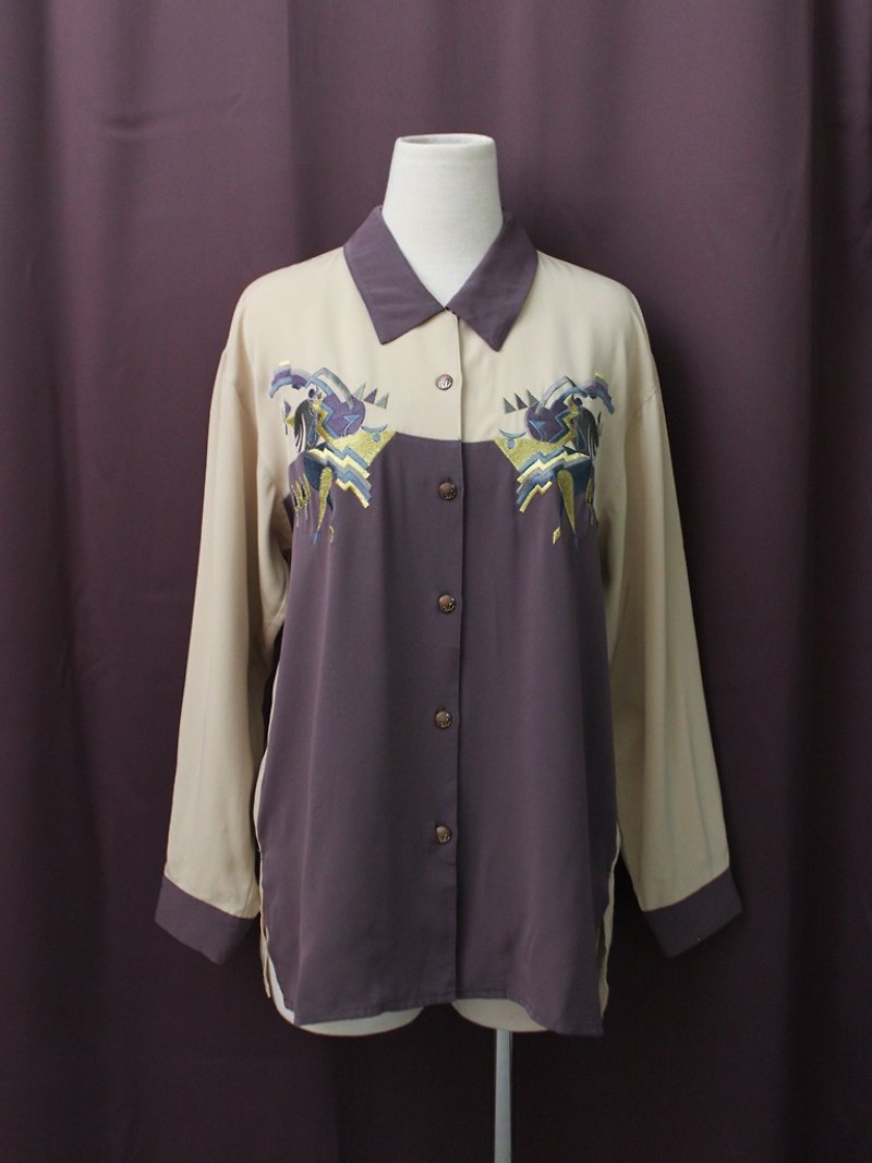 [RE1123T300] autumn and winter retro geometric embroidery loose purple long-sleeved vintage shirt - เสื้อเชิ้ตผู้หญิง - เส้นใยสังเคราะห์ สีม่วง