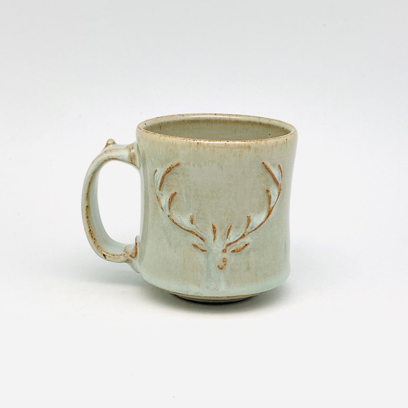 White glaze antlers mug n03