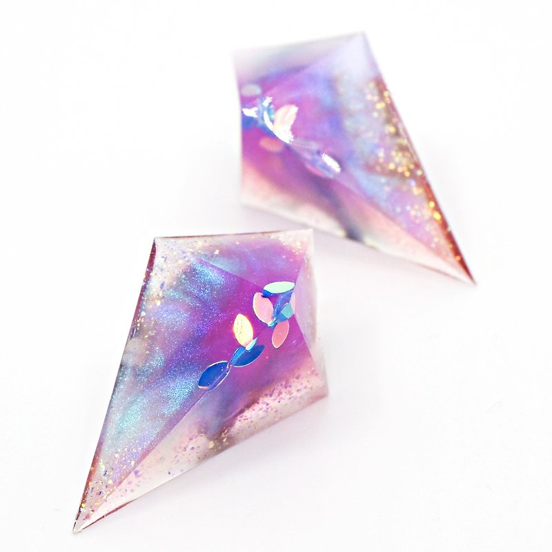 Sharp pyramid earrings (Venus belt) - Earrings & Clip-ons - Resin Pink