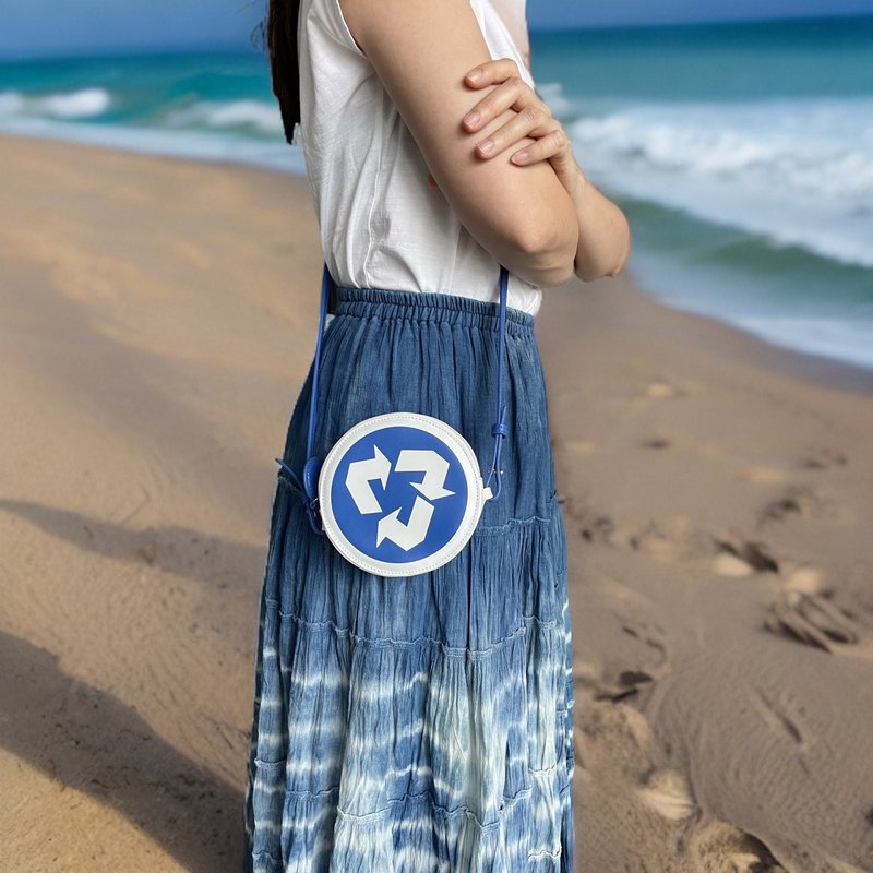 C for Circle 藍色圓形拉鍊袋  皮袋 手提袋 斜挎包 - 側背包/斜背包 - 環保材質 藍色