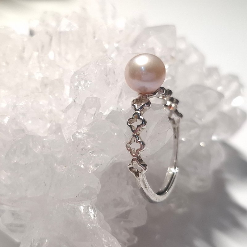 Clover freshwater pearl sterling silver ring - แหวนทั่วไป - ไข่มุก 