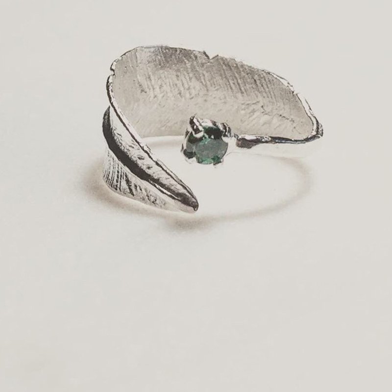 Sterling silver birthday stone Leaf Ring Adjudtable - 戒指 - 純銀 銀色