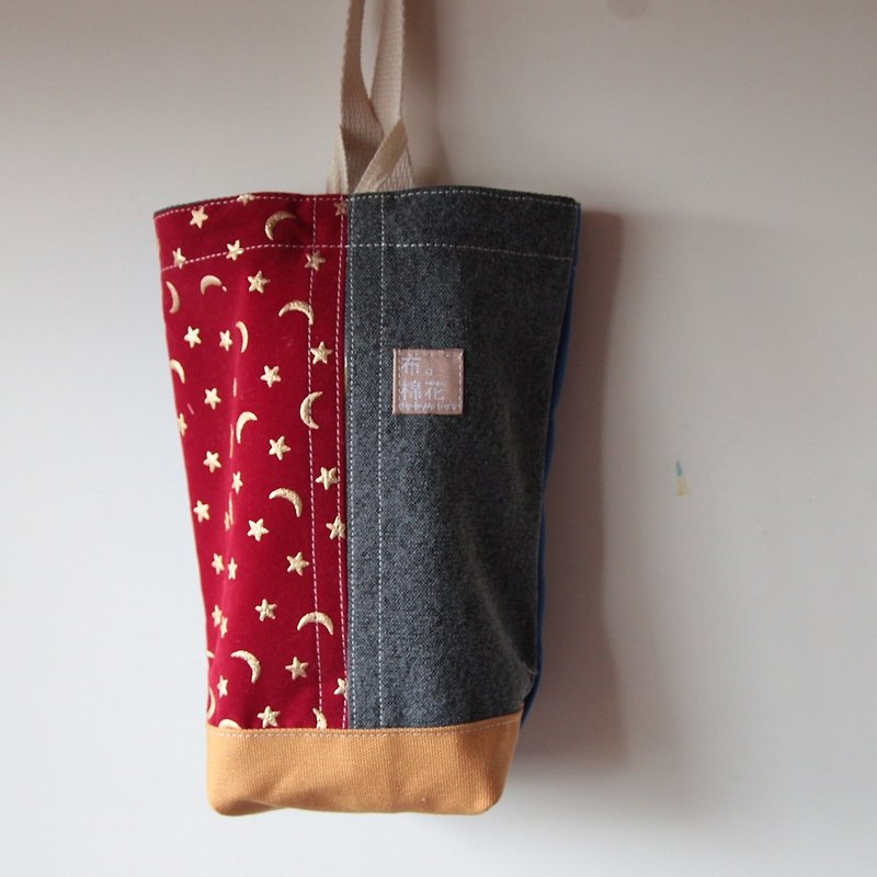 canvas tissue box cover, Hanging Tissue Box, housewarming gift,  dark gray - ของวางตกแต่ง - ผ้าฝ้าย/ผ้าลินิน สีแดง