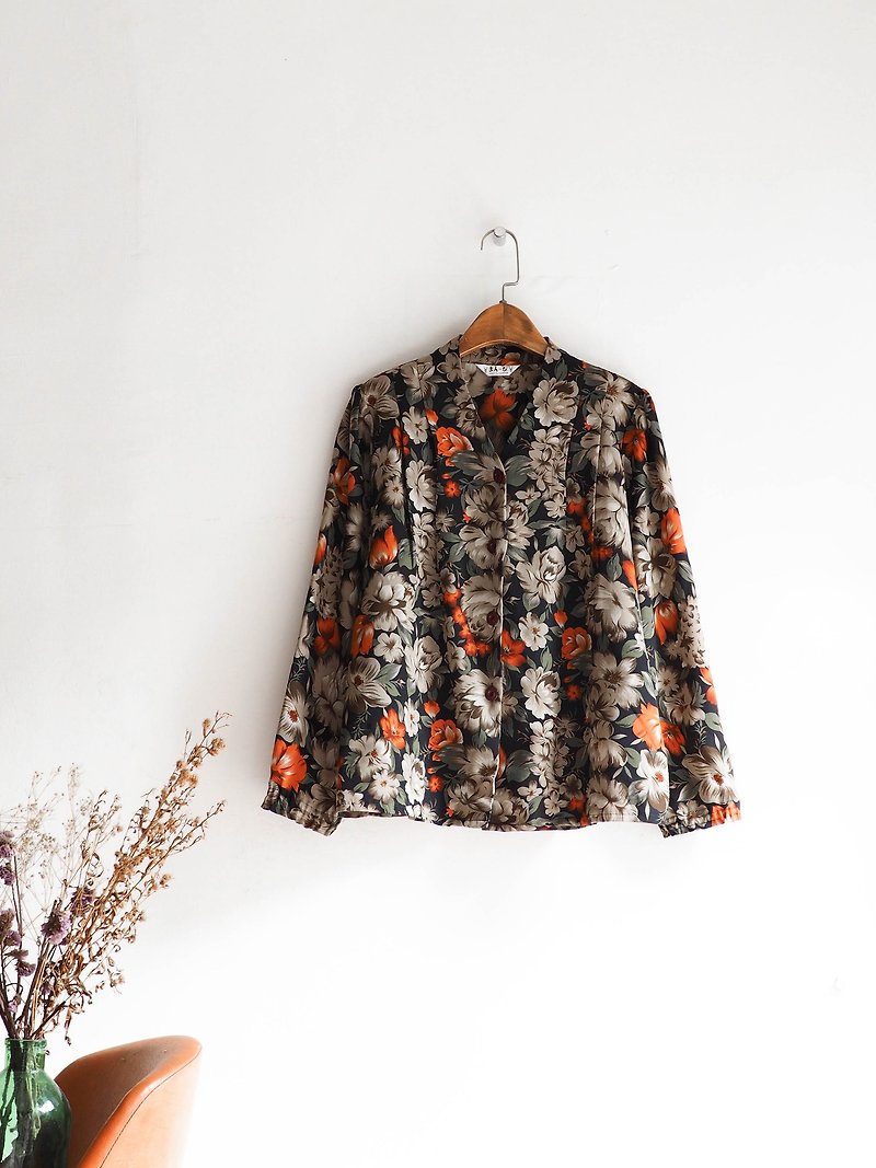 Rivers and mountains - Niigata discount dry winter flowers antique silk shirt shirt shirt oversize vintage - Women's Shirts - Polyester Khaki