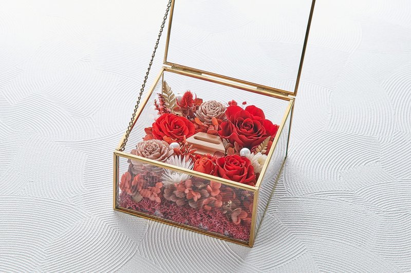 Preserved Flower Ring Table Box - Dried Flowers & Bouquets - Plants & Flowers 