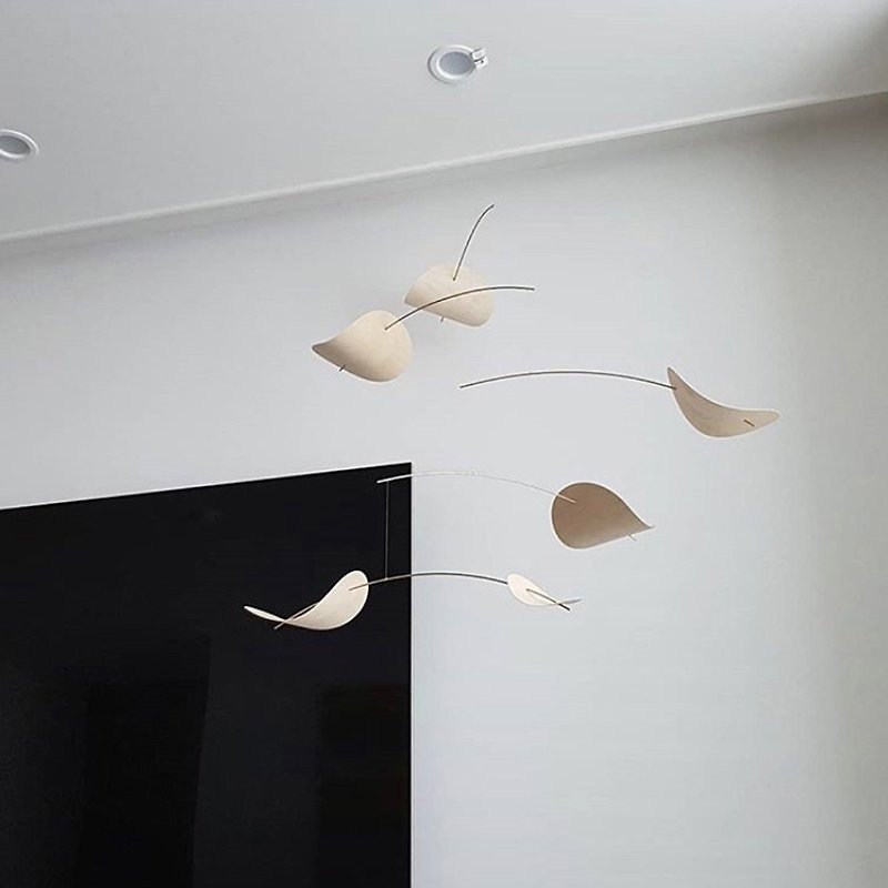 Flensted Mobiles Denmark floating dynamic sculpture balance pendant pendant decoration - Items for Display - Stainless Steel White
